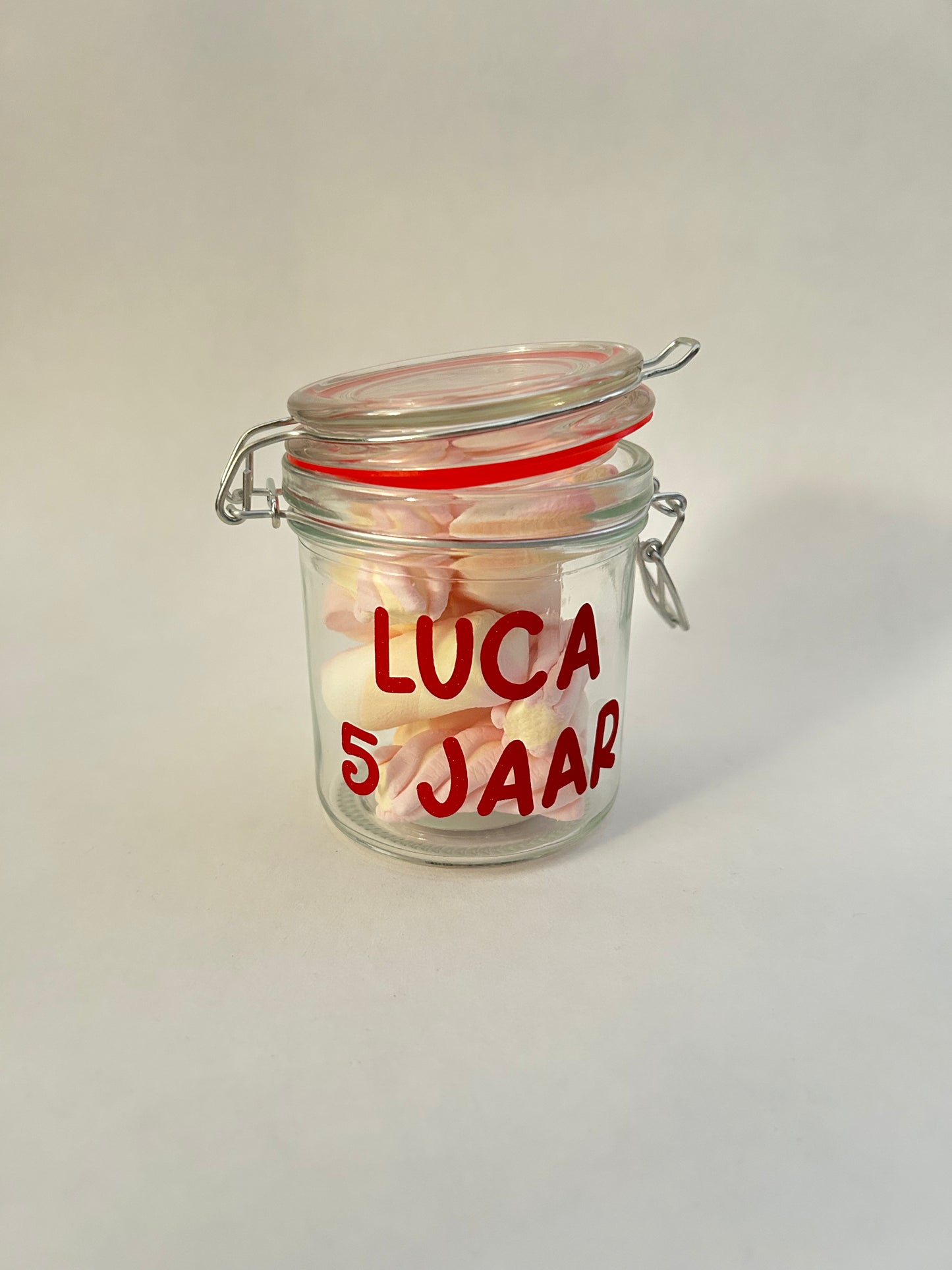 Glazen pot met opdruk